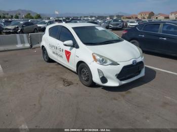  Salvage Toyota Prius c