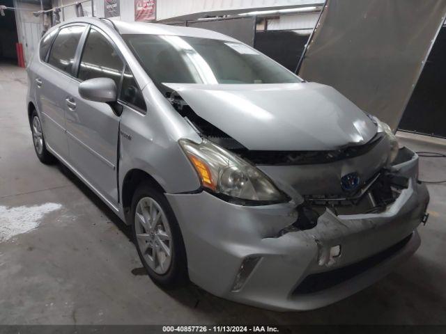  Salvage Toyota Prius v