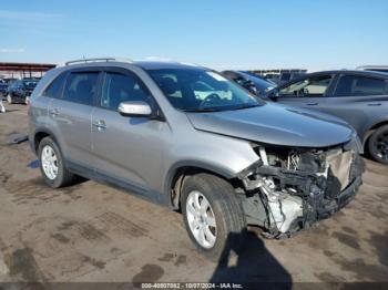  Salvage Kia Sorento