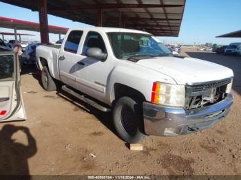  Salvage Chevrolet Silverado 2500