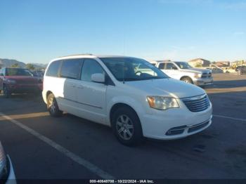  Salvage Chrysler Town & Country