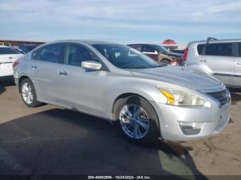  Salvage Nissan Altima