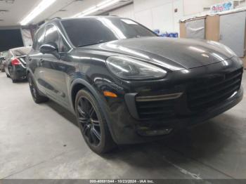  Salvage Porsche Cayenne