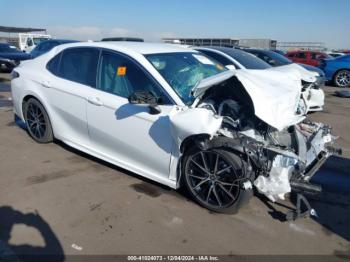  Salvage Toyota Camry