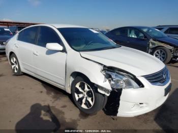  Salvage Nissan Altima