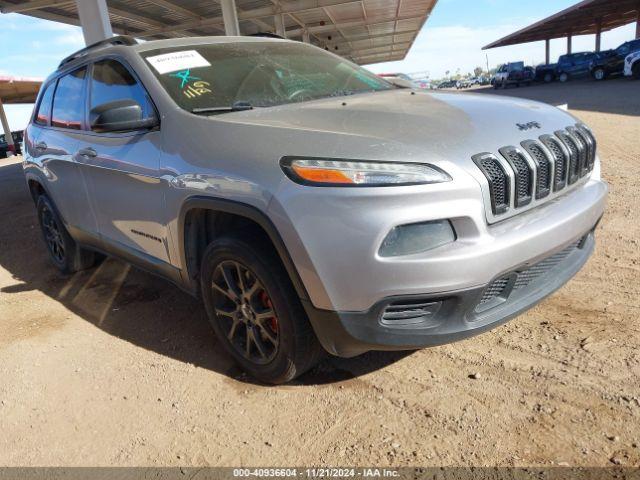  Salvage Jeep Cherokee