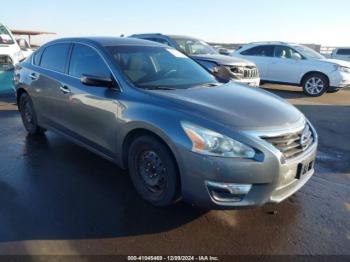  Salvage Nissan Altima