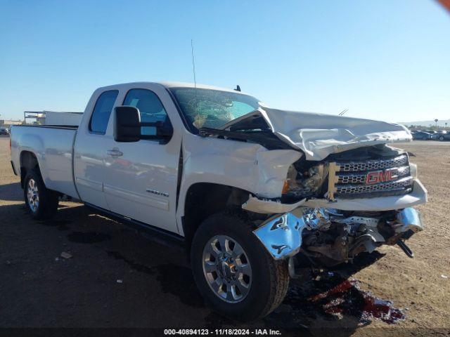  Salvage General Motors Sierra 3500HD