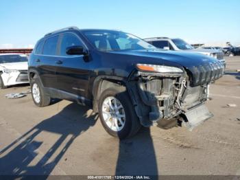  Salvage Jeep Cherokee