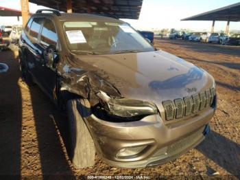  Salvage Jeep Cherokee