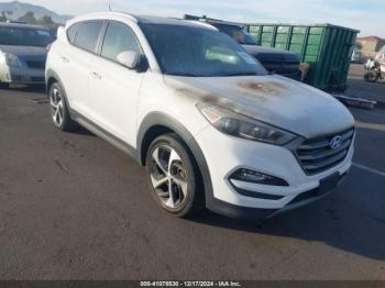  Salvage Hyundai TUCSON