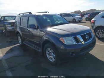  Salvage Nissan Pathfinder