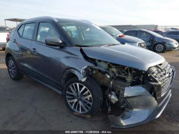  Salvage Nissan Kicks