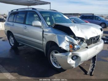  Salvage Toyota Highlander