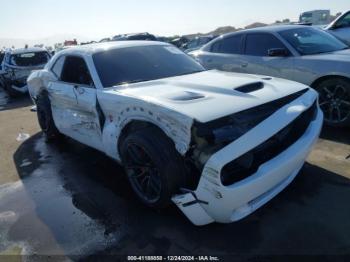  Salvage Dodge Challenger