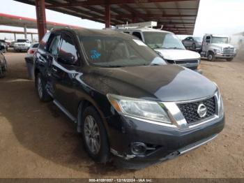  Salvage Nissan Pathfinder