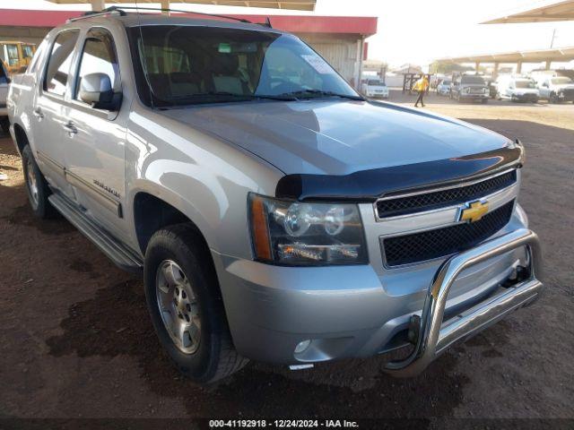  Salvage Chevrolet Avalanche