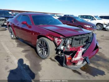  Salvage Dodge Challenger