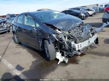  Salvage Toyota Prius