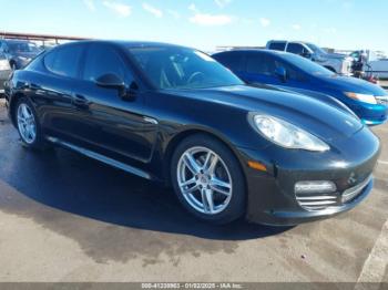  Salvage Porsche Panamera