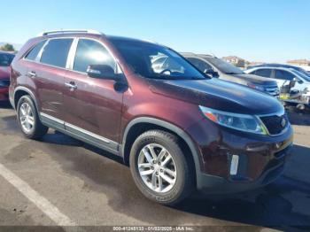  Salvage Kia Sorento