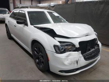  Salvage Chrysler 300