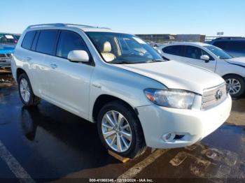  Salvage Toyota Highlander