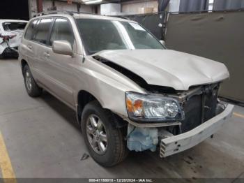  Salvage Toyota Highlander