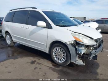  Salvage Toyota Sienna