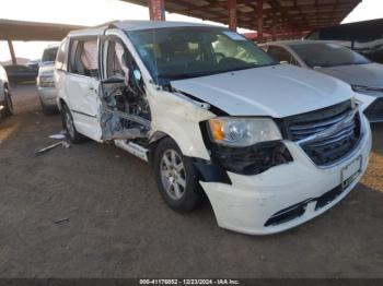  Salvage Chrysler Town & Country