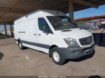  Salvage Mercedes-Benz Sprinter 2500