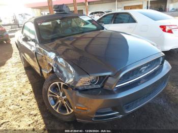  Salvage Ford Mustang