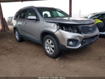  Salvage Kia Sorento