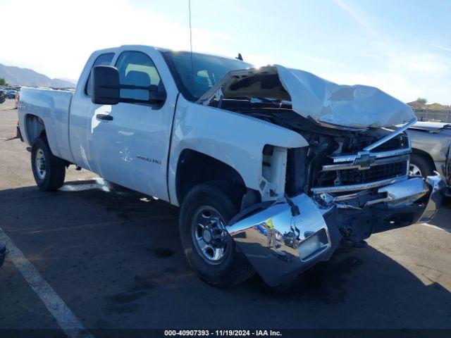  Salvage Chevrolet Silverado 2500