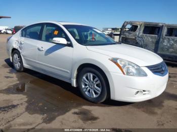  Salvage Nissan Altima