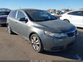  Salvage Kia Forte