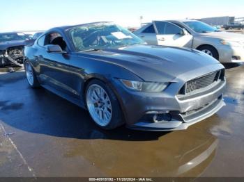  Salvage Ford Mustang