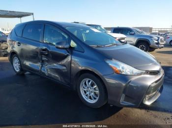  Salvage Toyota Prius v