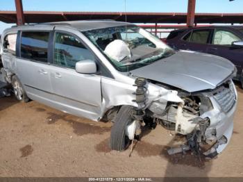  Salvage Chrysler Town & Country