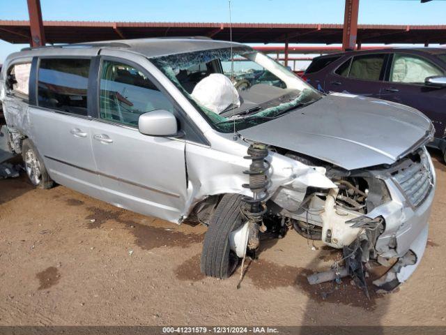  Salvage Chrysler Town & Country