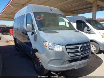  Salvage Mercedes-Benz Sprinter 2500