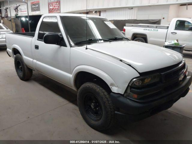  Salvage Chevrolet S-10