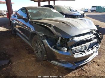  Salvage Ford Mustang