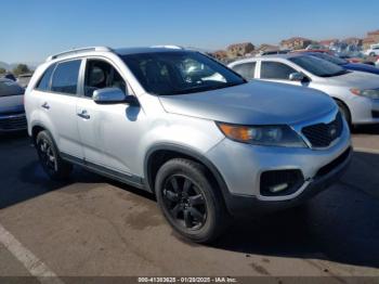  Salvage Kia Sorento