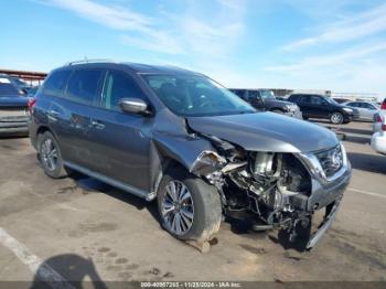  Salvage Nissan Pathfinder