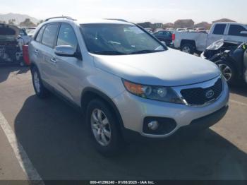  Salvage Kia Sorento