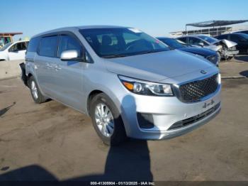  Salvage Kia Sedona