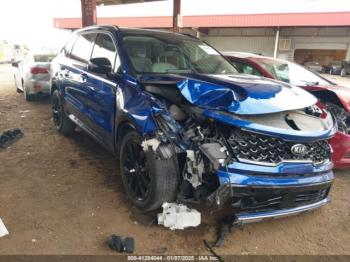  Salvage Kia Sorento