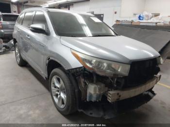  Salvage Toyota Highlander