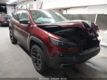  Salvage Jeep Cherokee